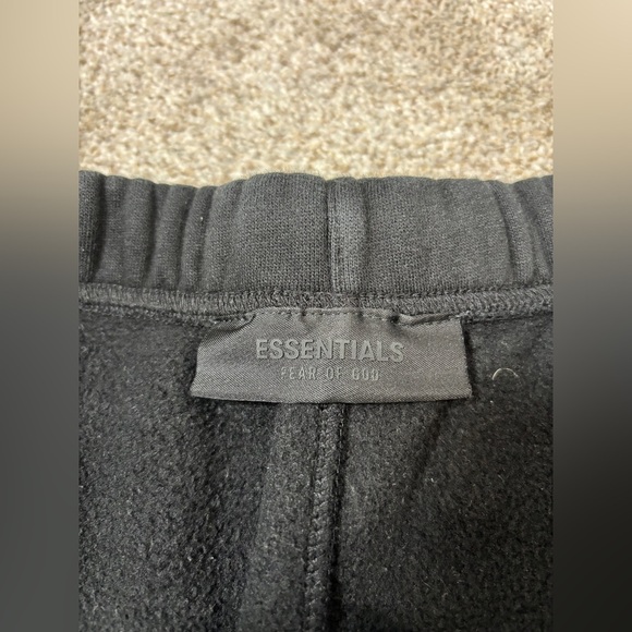 ESSENTIALS Fear of God Running Shorts Black Drawstring Loungewear Athleisure L - Picture 11 of 14